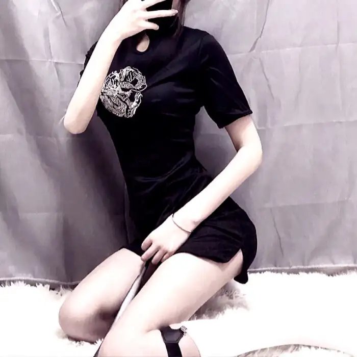 食女 海报