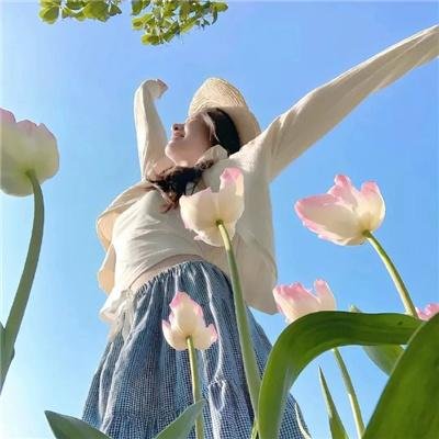 人事美魔女·椿真子 海报