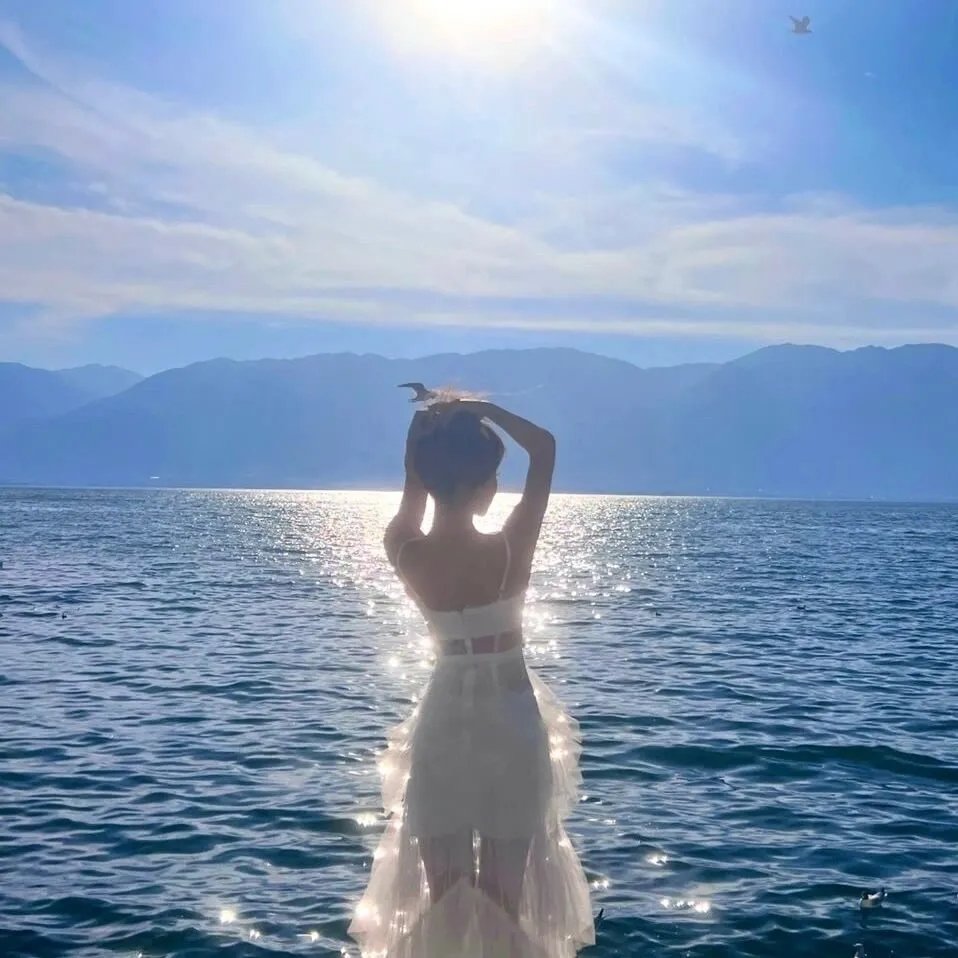 甜蜜池畔 海报